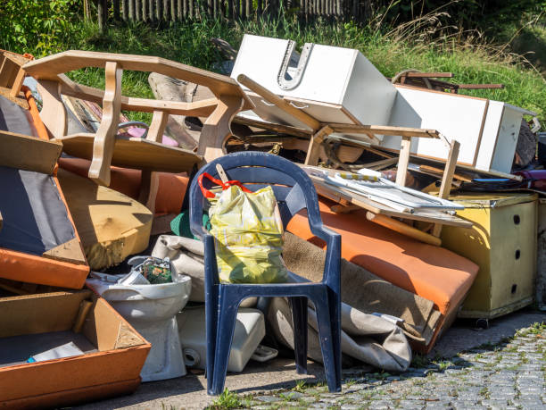 Best Attic Cleanout Services  in Bellefontaine Neighbors, MO