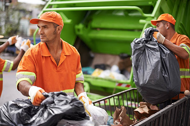 Best Yard Waste Removal  in Bellefontaine Neighbors, MO